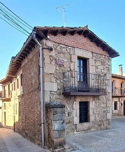 Casa El Carril 別荘 ビヌエサ