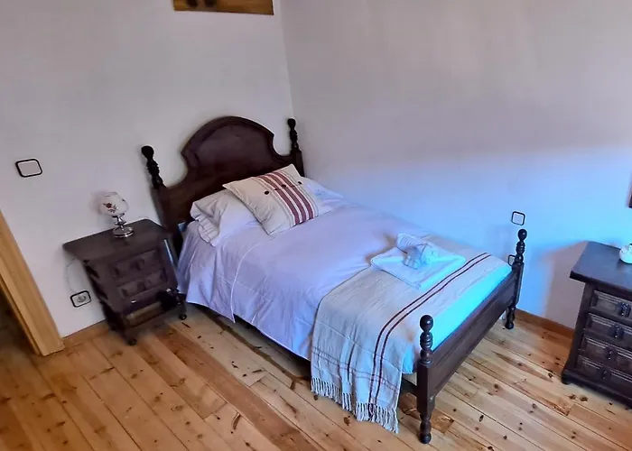 Casa El Carril 別荘 ビヌエサ